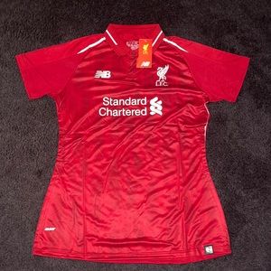 Liverpool woman home jersey size XL